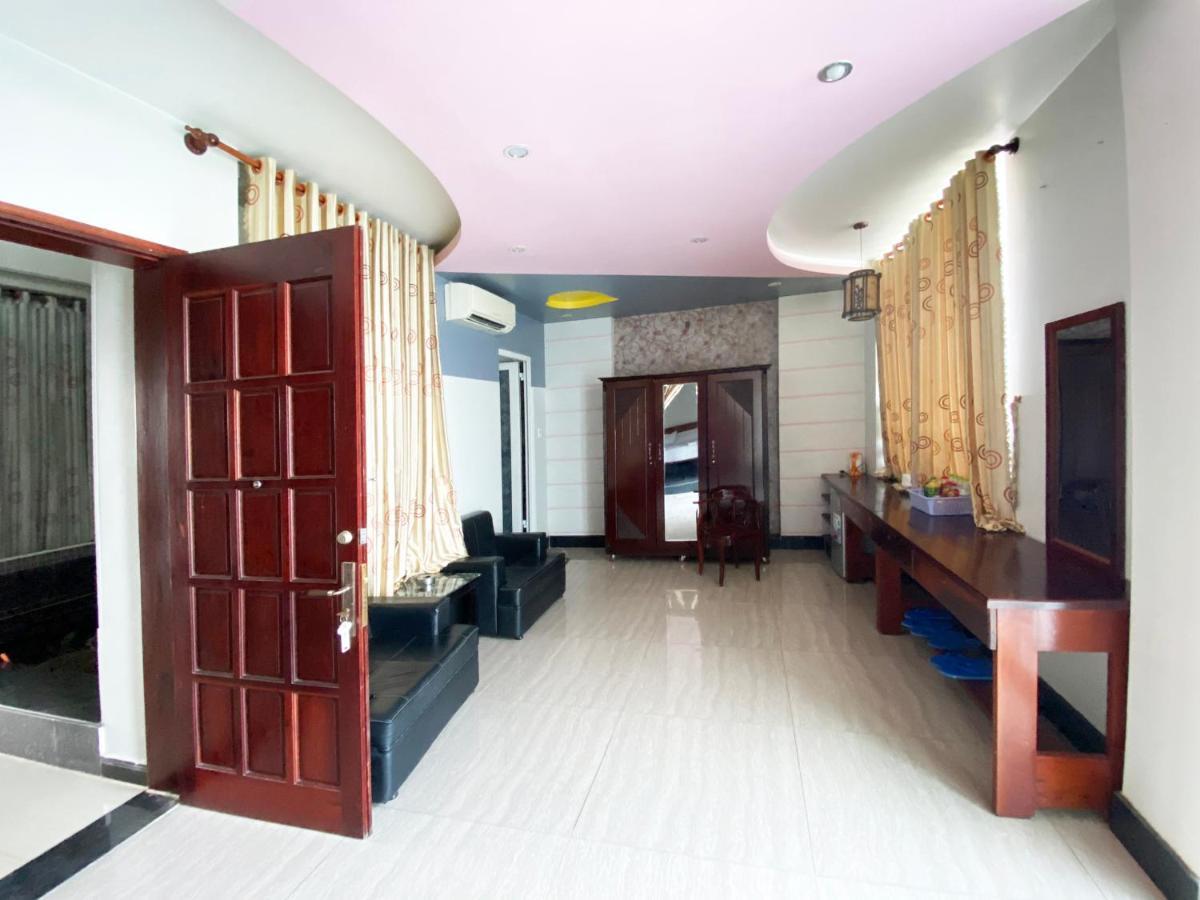 Ngoc Kha Tu 1 Hotel ลองซเวียน ภายนอก รูปภาพ