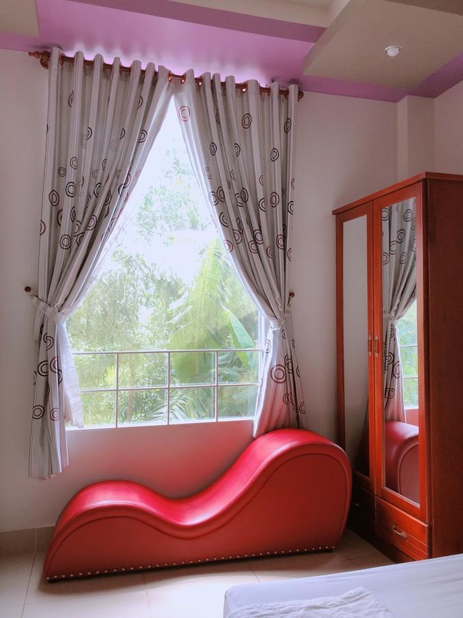 Ngoc Kha Tu 1 Hotel ลองซเวียน ภายนอก รูปภาพ